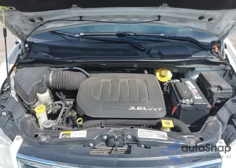 2014 Chrysler Town & Country Touring из США, поврежденный, VIN 2C4RC1BG4ER467076